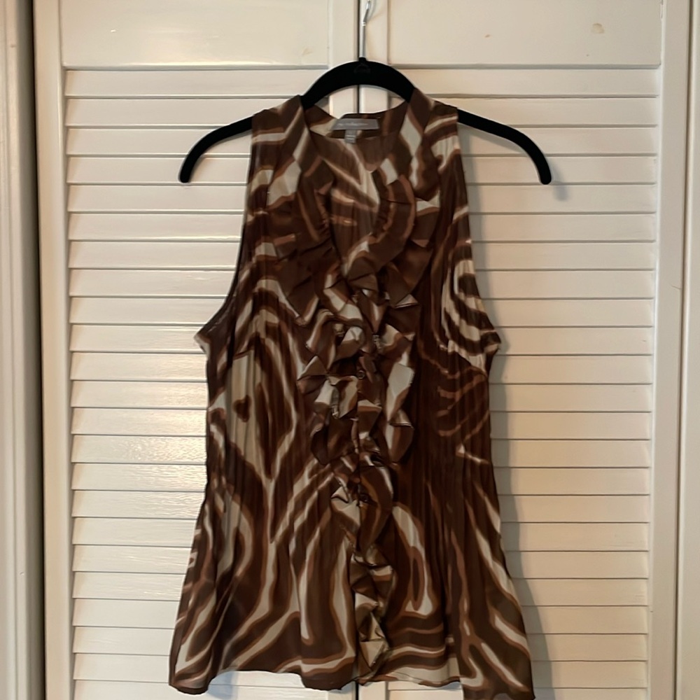 Fun top!  Brown and beige colors